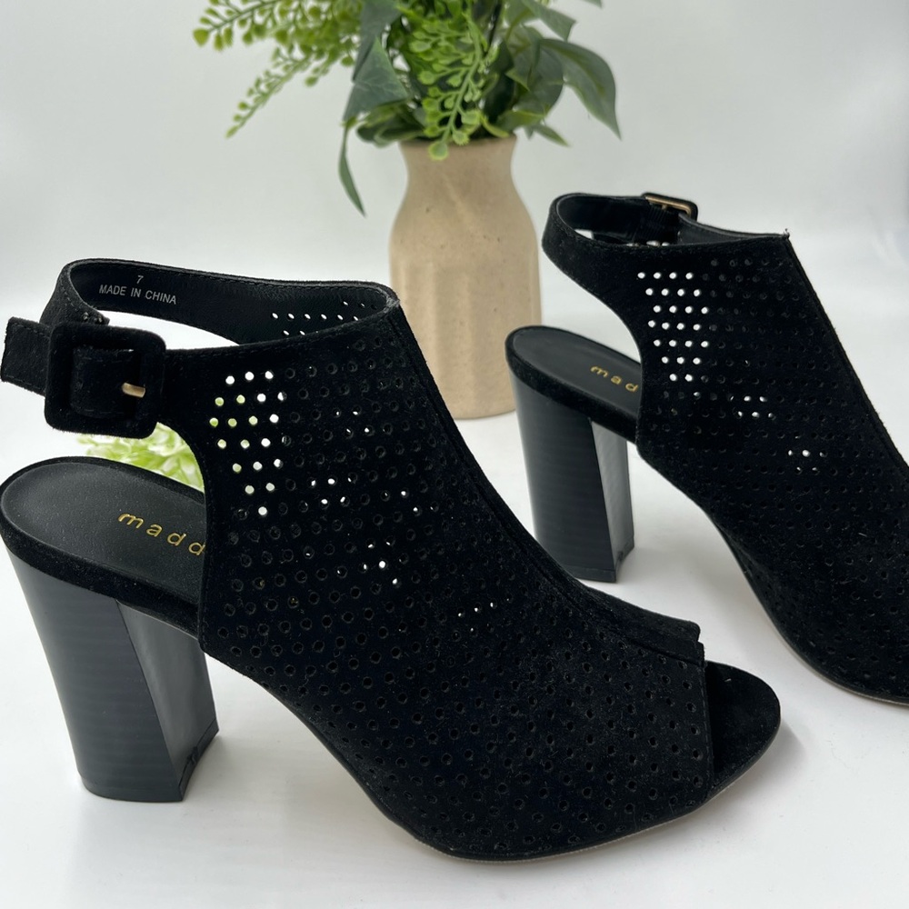 Black Women's Heeled Sandals